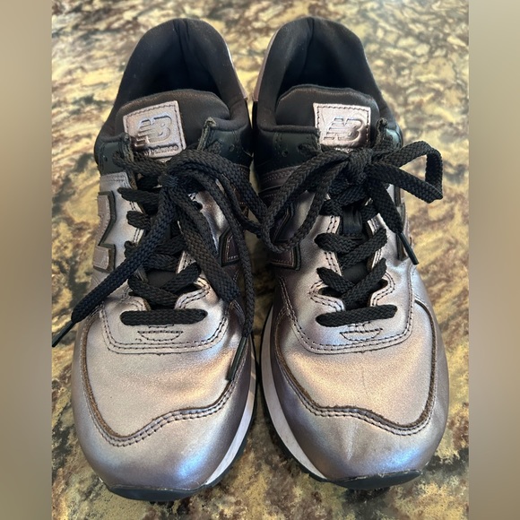 New Balance 574 Classic Metallic Sneaker Nite Tide Sz 9 Limited Edition HTF - Picture 3 of 6